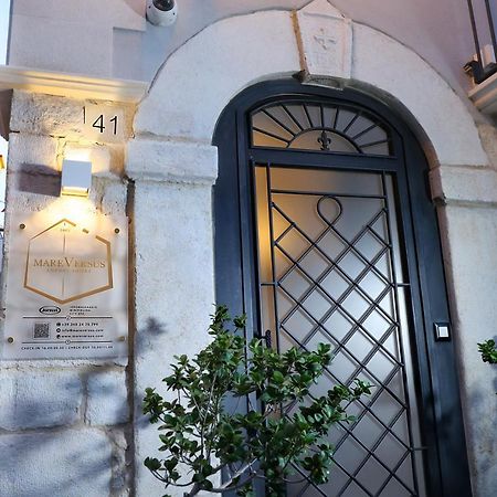 Mare Versus Luxury Suites Барлетта Екстер'єр фото